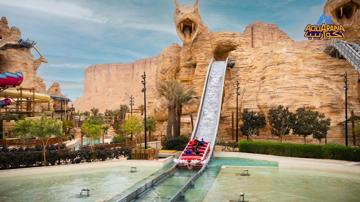 ليلتان في فندق 4نجوم و تذاكر SIX FLAGS  اكواريبا ل 5 اشخاص مع نقل